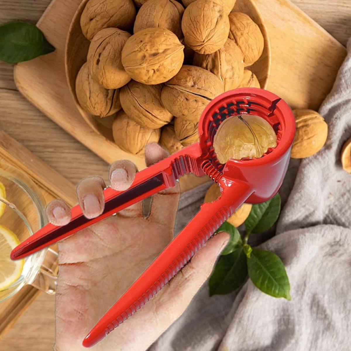 Nutcracker - Walnut Cracker - Nutcracker - Walnut Tongs - Kitchen Tongs Cutting Tool - Ideal for Walnuts and Hazelnuts - With Non-Slip Grip - For All Types of — image 4