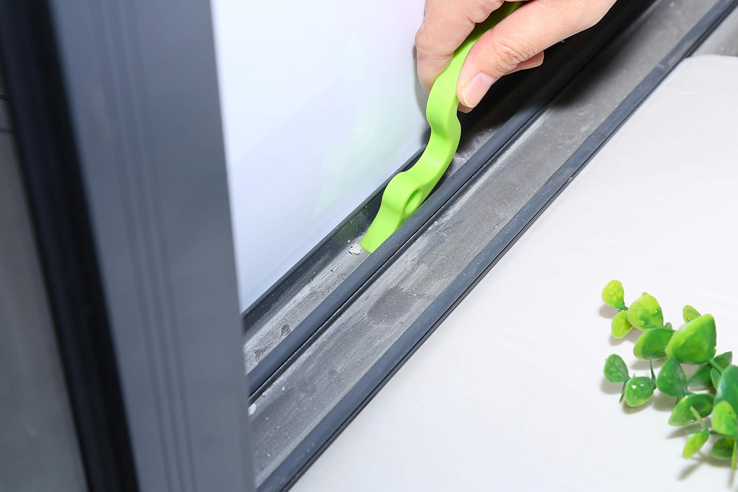 2pcs Hand-held Groove Gap Cleaning Tools Door Window Track Kitchen Cleaning Brushes(Green) — image 3