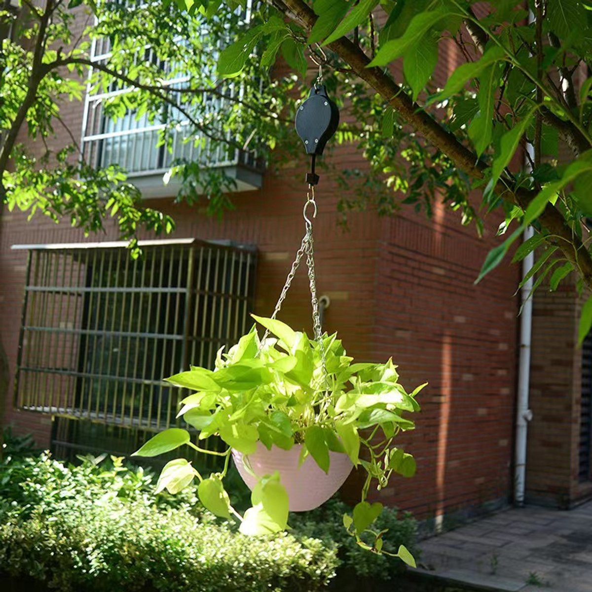 Garden basket – Stretchable, adjustable, PET nylon, 15kg load capacity — image 3