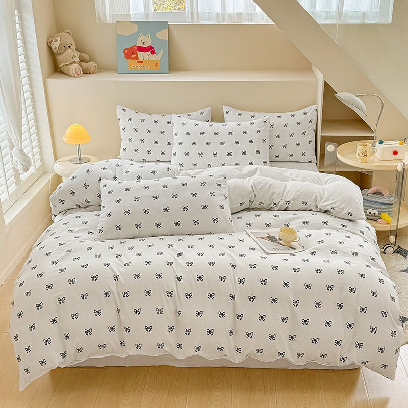 Bow Print Bedding Set - 3 Piece Set - Quilt Cover 200 x 229 cm with 2 Pillowcases 51 x 66 cm - White and Black Bow Pattern โ image 2