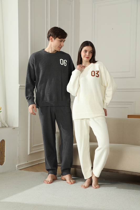 Khaki Men's Warm & Cozy Semi-Flannel Couple's Pajamas โ Knitted Digital Pattern, Soft Fleece Fabric, Pullover Style: The Ideal Choice for Loungewear in Autumn โ image 3