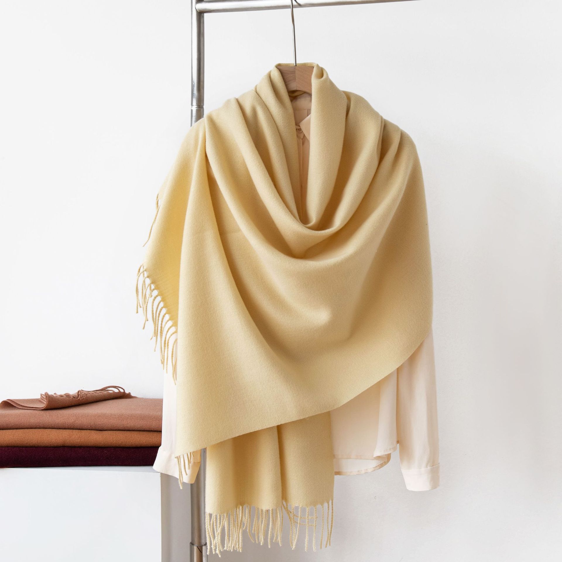 Green Autumn & Winter Korean-Style Women's Cashmere-Like Scarf – Solid Color, Warm, Versatile Wrap — image 4