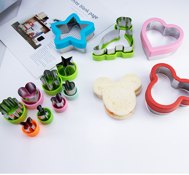 Stainless Steel Food Cutter Set – 12-Piece, Multi-Shape, with PP Press Cover for Sandwich, Cookie, Fruit and Vegetable Use(B) — image 2