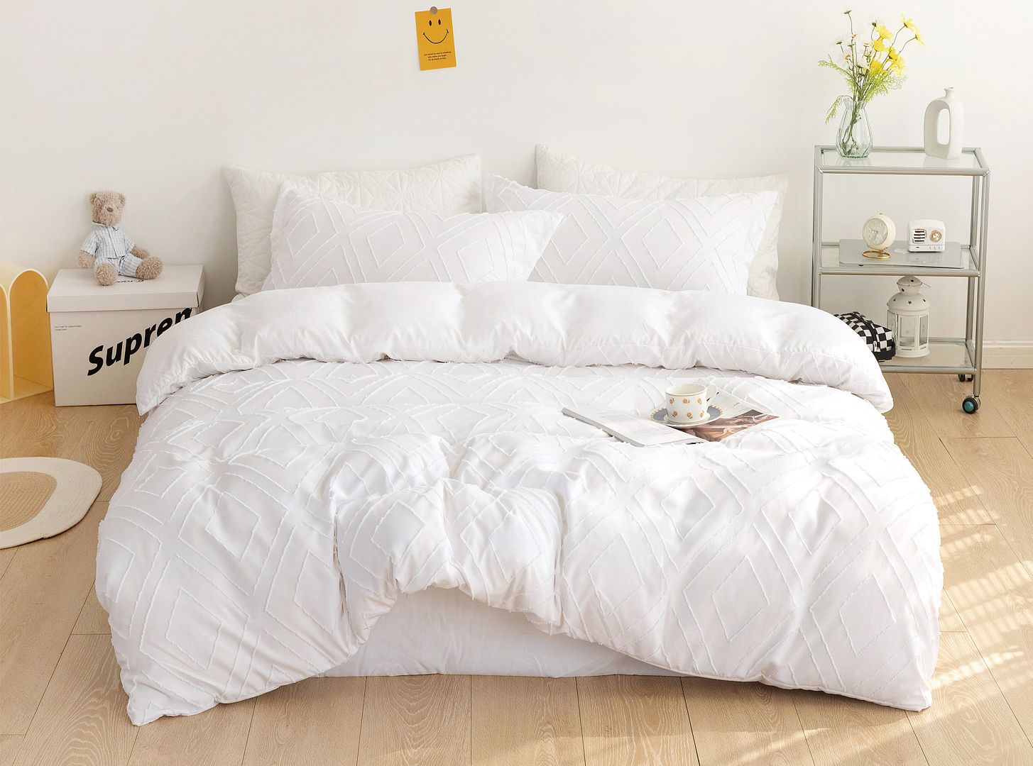 Tufted Diamond Jacquard Super King Size White Duvet Quilt Cover Set — image 3