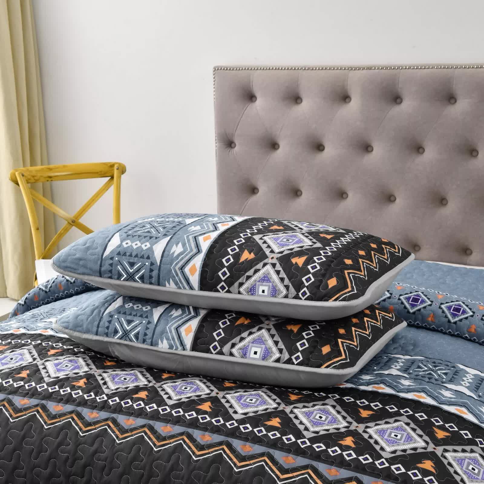 Ambient bloom sky black hour Comforter Set โ Aesthetic 3-Piece Bedroom Mood