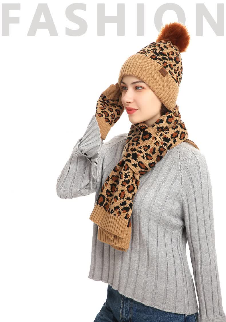 Light Grey Women's 3-Piece Winter Knit Set - Leopard Print Plush Lined Beanie Hat, Scarf & Touchscreen Gloves — image 4