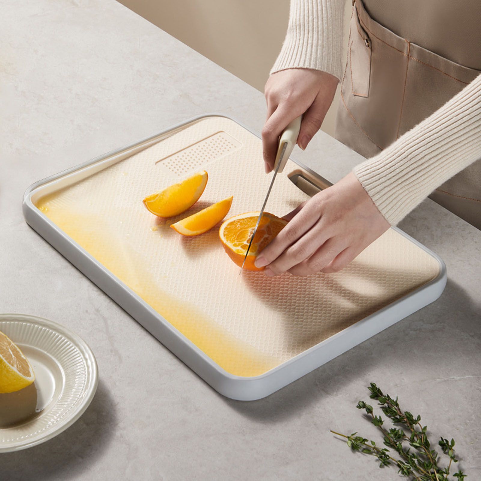 Double Sided Cutting Board Double Sided Non Slip Household Cutting Vegetables Fruits Cutting Board M(22x30cm / 8.7x11.8in) — image 5