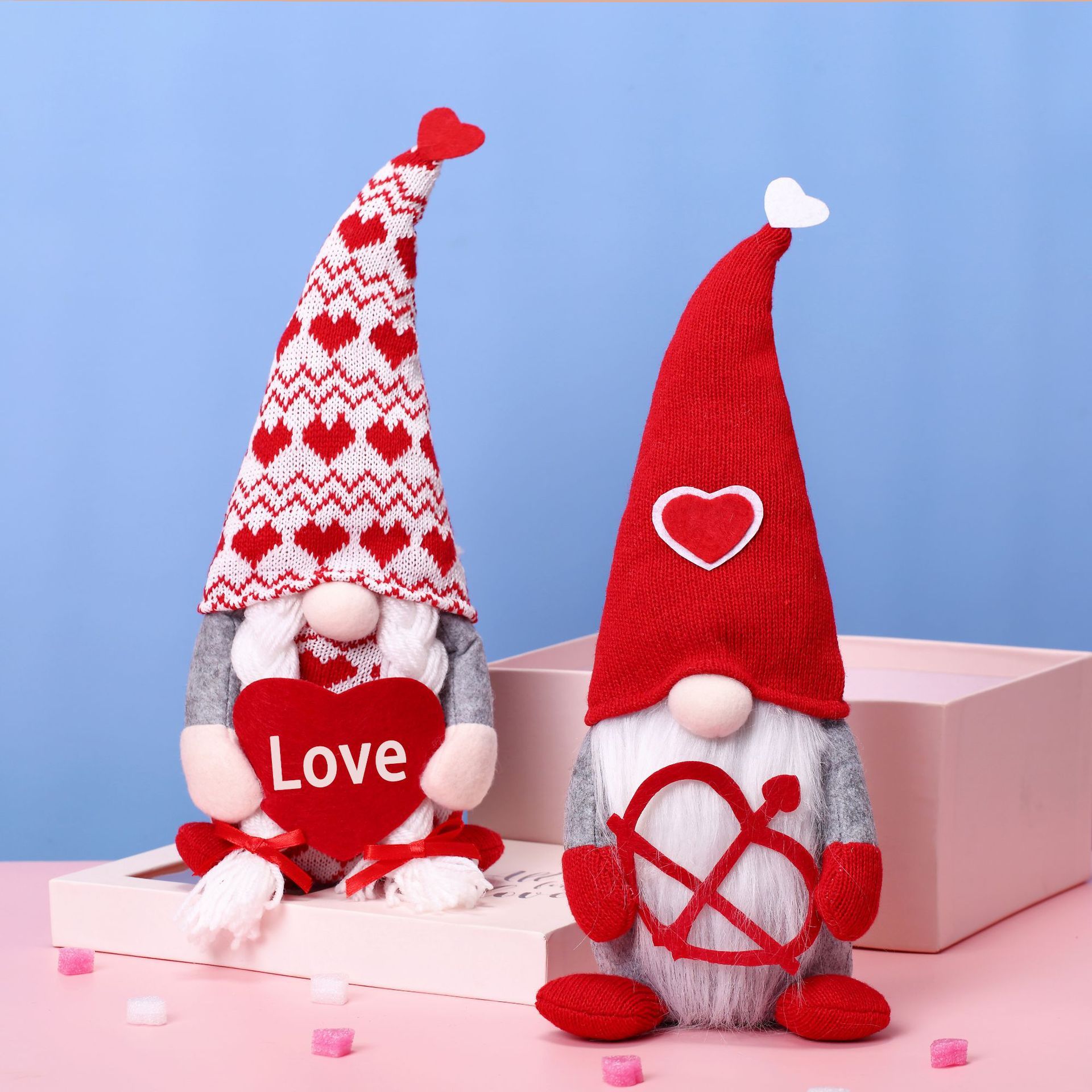 2PCS Gnome Plush Doll Decorations Faceless Doll Handmade Valentine Gnome Decor Mr & Mrs Stuffed Gnomes Plush Doll Ornaments — image 2
