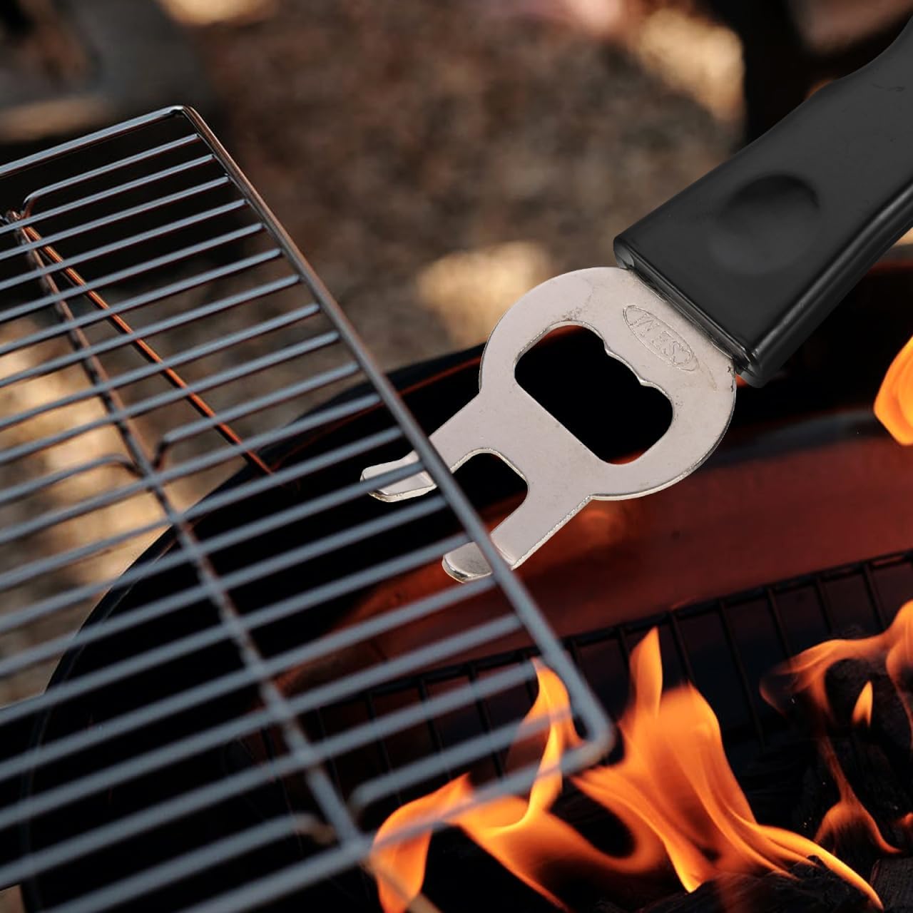 1 Piece Cast Iron & Stainless Steel Grill Lifter Tool - Heavy Duty BBQ Accessory for Safe Grill Movement — image 5