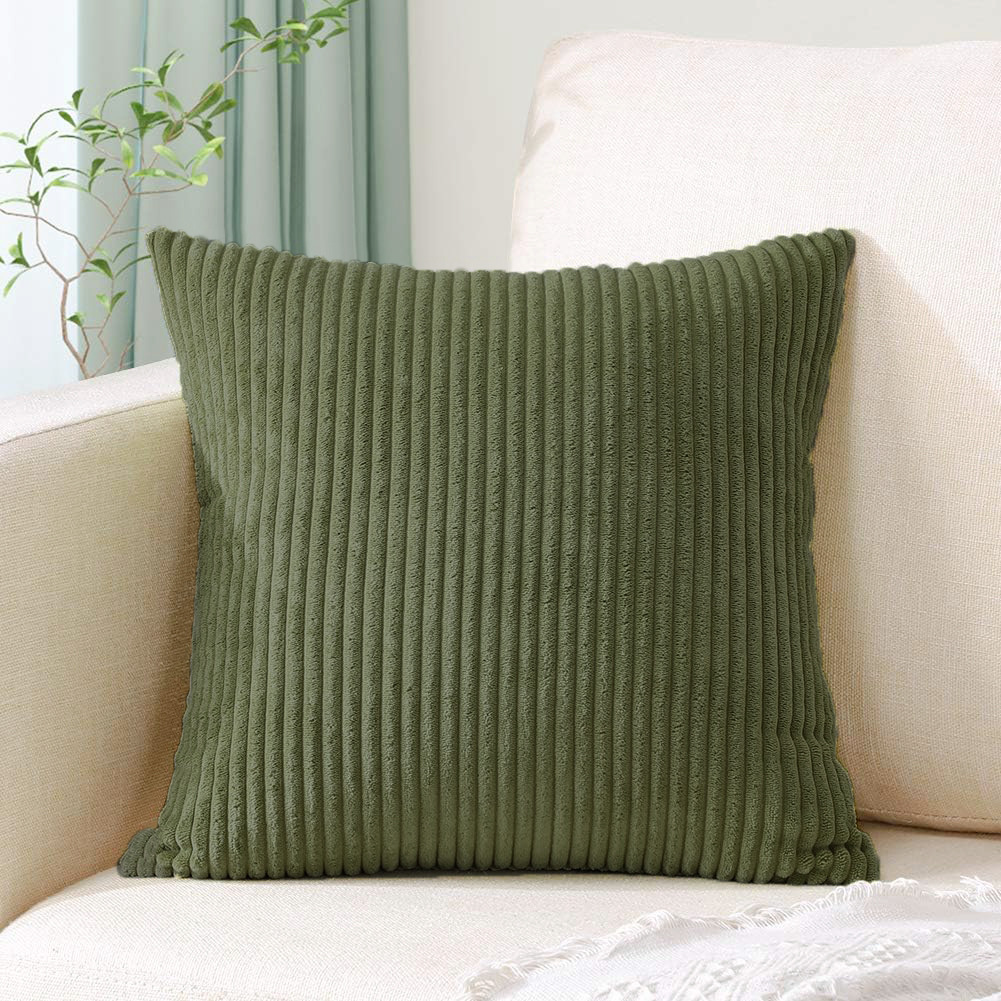 Green Plush Striped Pillow Covers 45 × 45cm - Set of 4 Corduroy-Style Cushion Covers with Invisible Zipper, Soft and Washable for Sofa Decor