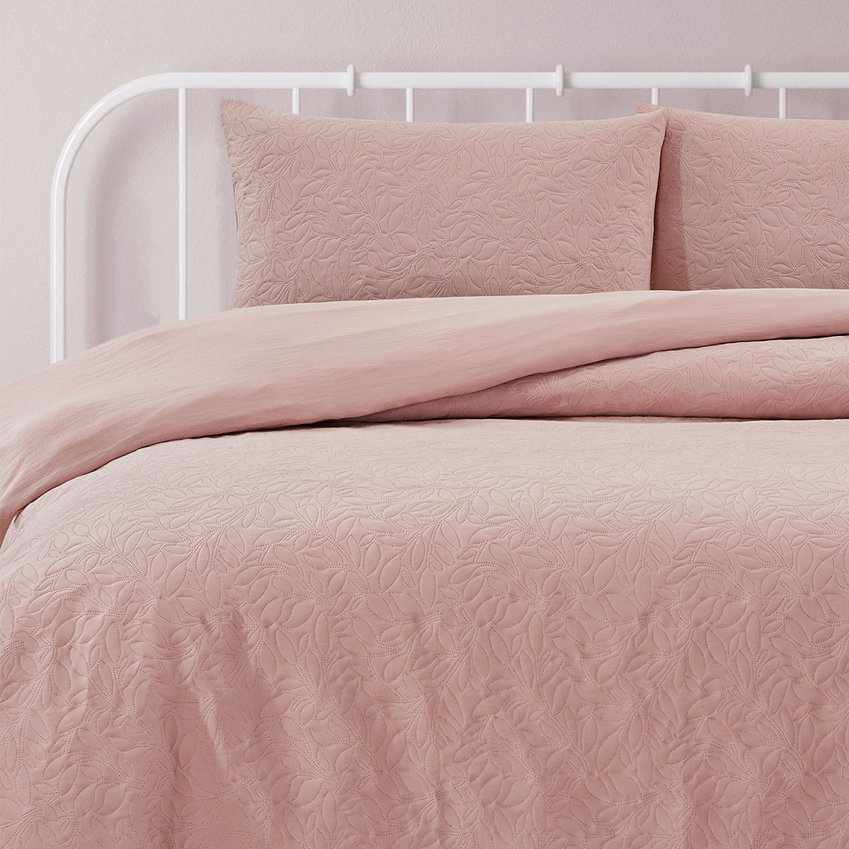Ardor Lottie Blush Pinsonic Embossed Quilt Cover Set King — image 3