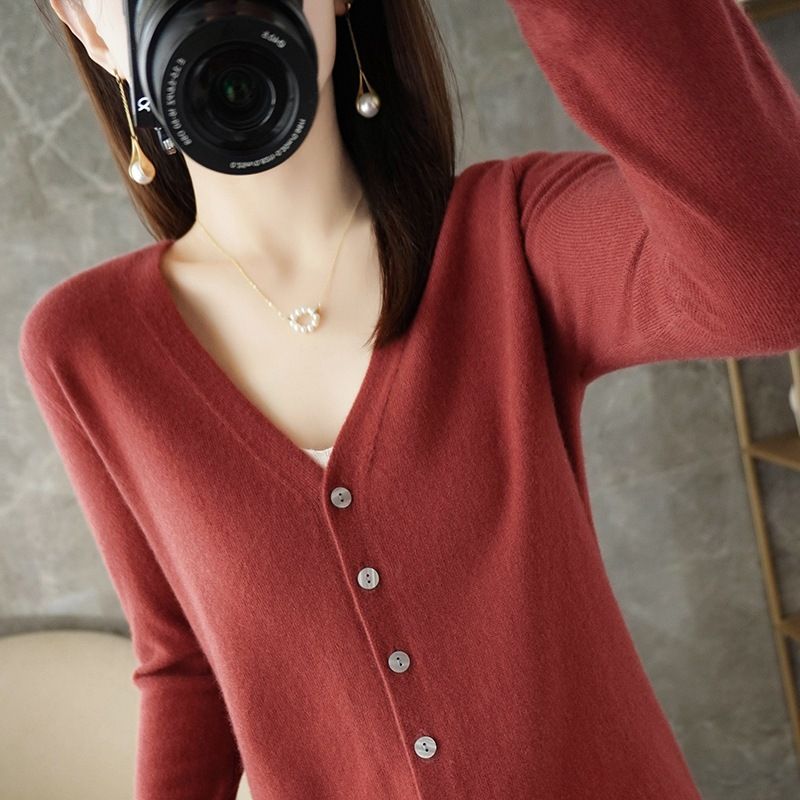 Women V Neck Knitted Cardigan Long Sleeve Sweater Avocado green M Size: M; Height (cm): 160-165; Weight (kg): 50-55; Bust (cm): 86-90; Waist (cm): 70-74 โ image 4
