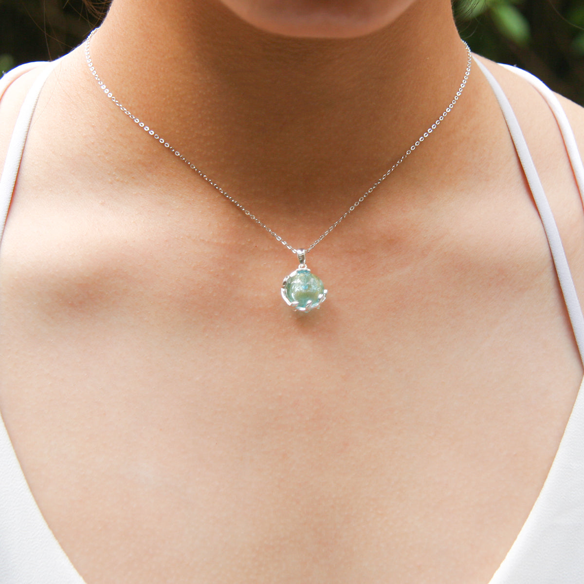 Gift Box - Aroma Necklace White Gold - Planet Celestial Aqua (Light Blue) + Purify Oil Blend โ image 3
