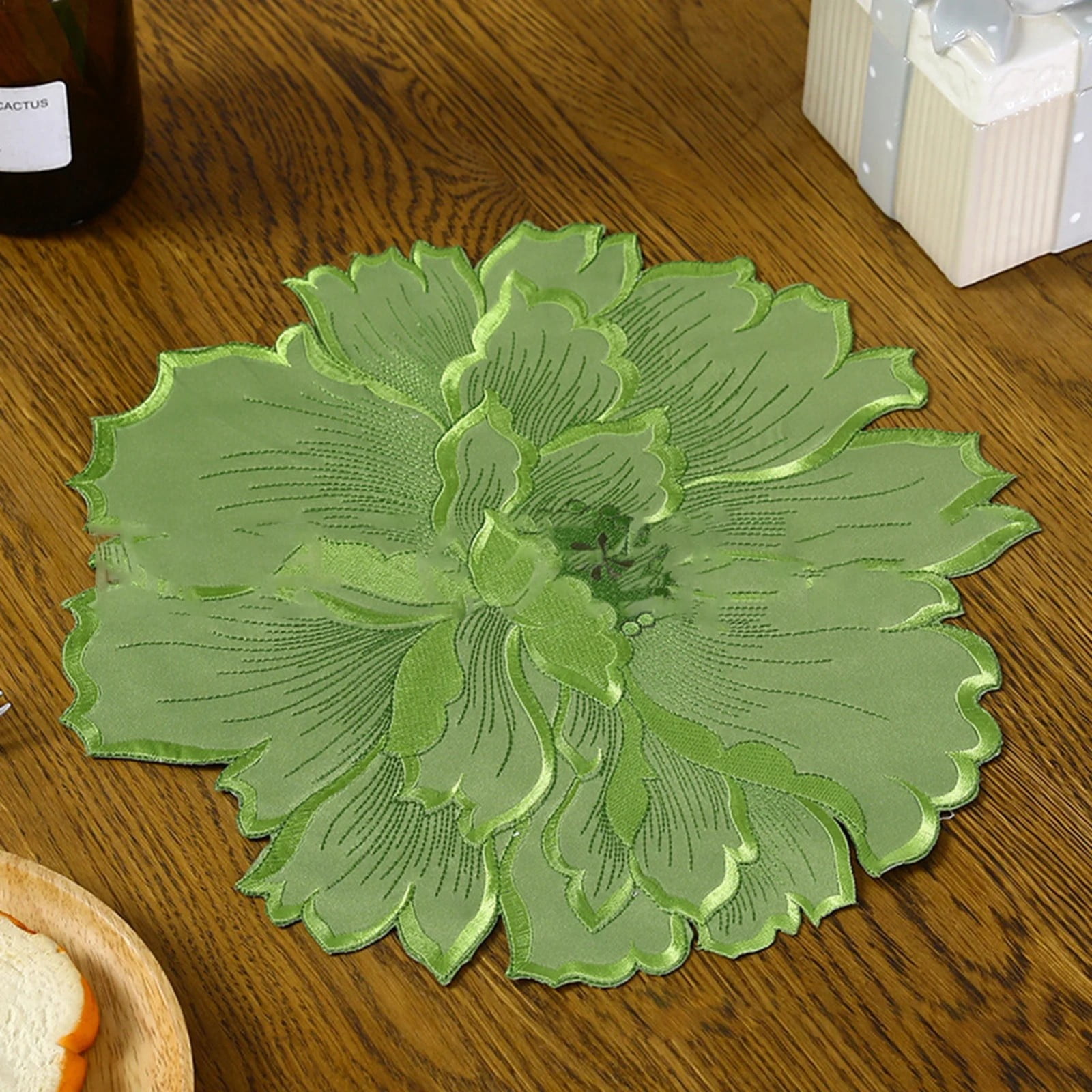4 Pieces Flower Placemat, 3D Flower Placemats, Flower Shape Placemat, Heat-Resistant And Washable Placemat for Dining Table, Green — image 2