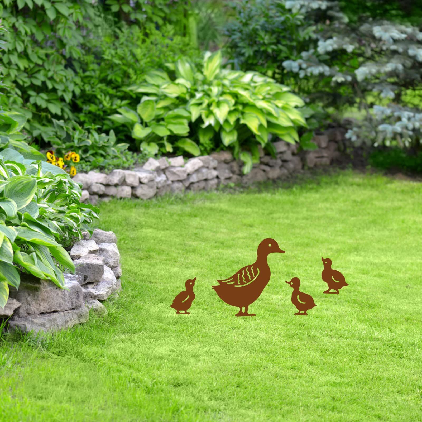 Duck Garden Statue Duck Statue Metal Lawn Ornaments Hollow Garden Decorations (Yellow) sturdy and duarble โ image 3