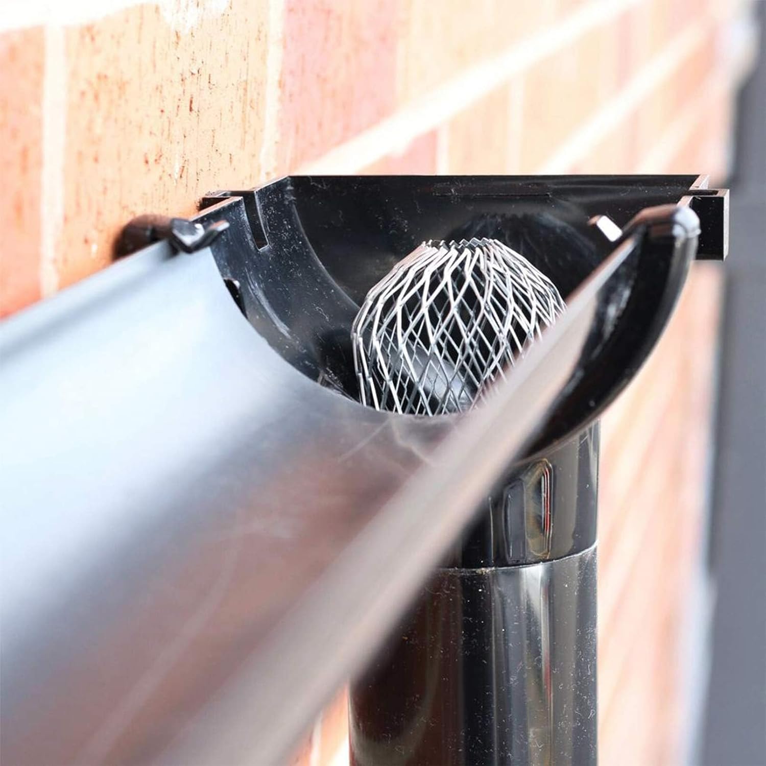 4 Pack Gutter Downsport Guards,Expandable Aluminium Gutter Downspout Protectors,Leaf Filter Strainer for Preventing Blockage Debris and Rodents from Clogging — image 4