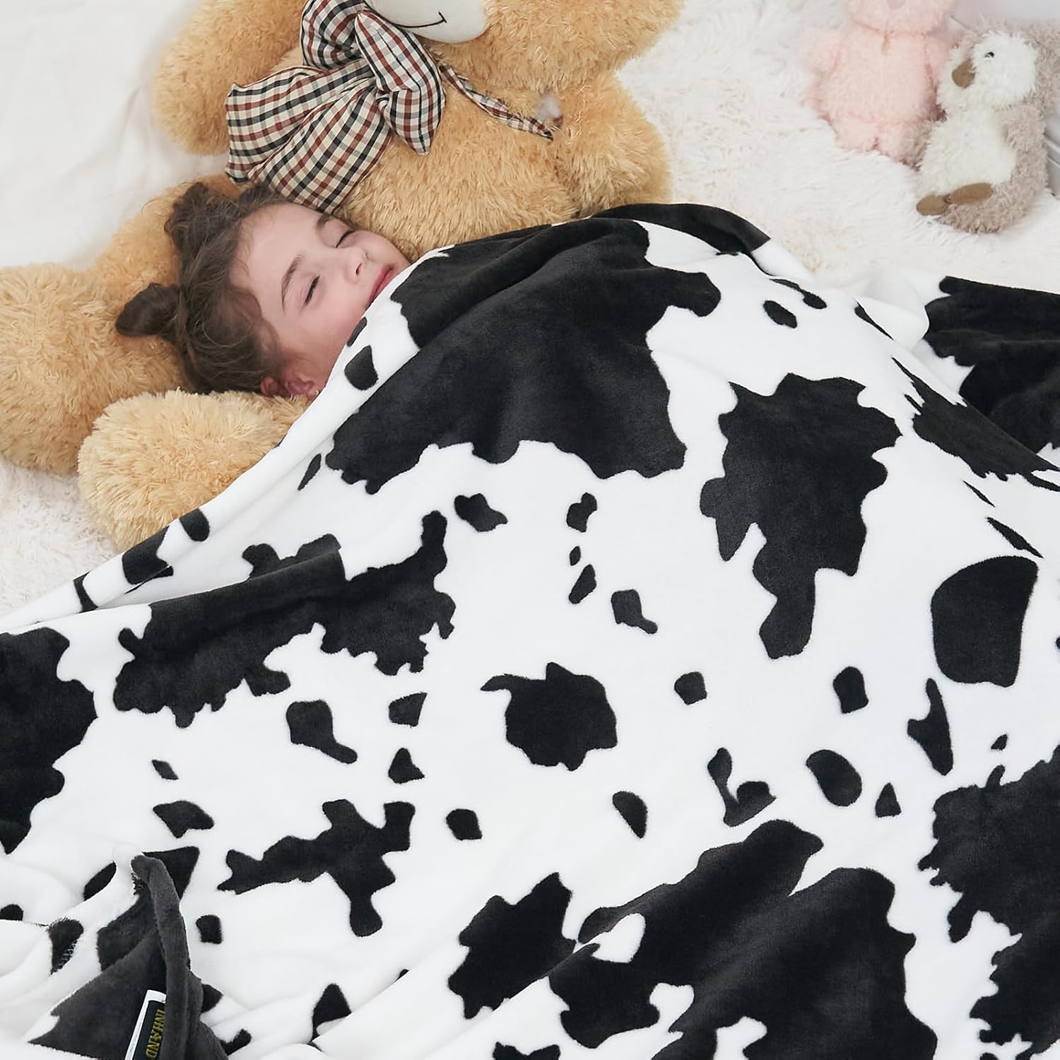 Fuzzy Cow Print Throw Blankets for Couch — image 5