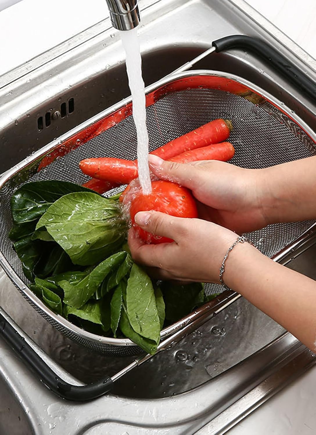 Fine Mesh Colander Over The Sink 6 Quart Stainless Steel Strainer Basket & Expandable Rubber Grip Handles - Strain, Drain, Rinse Fruits, Vegetables — image 6