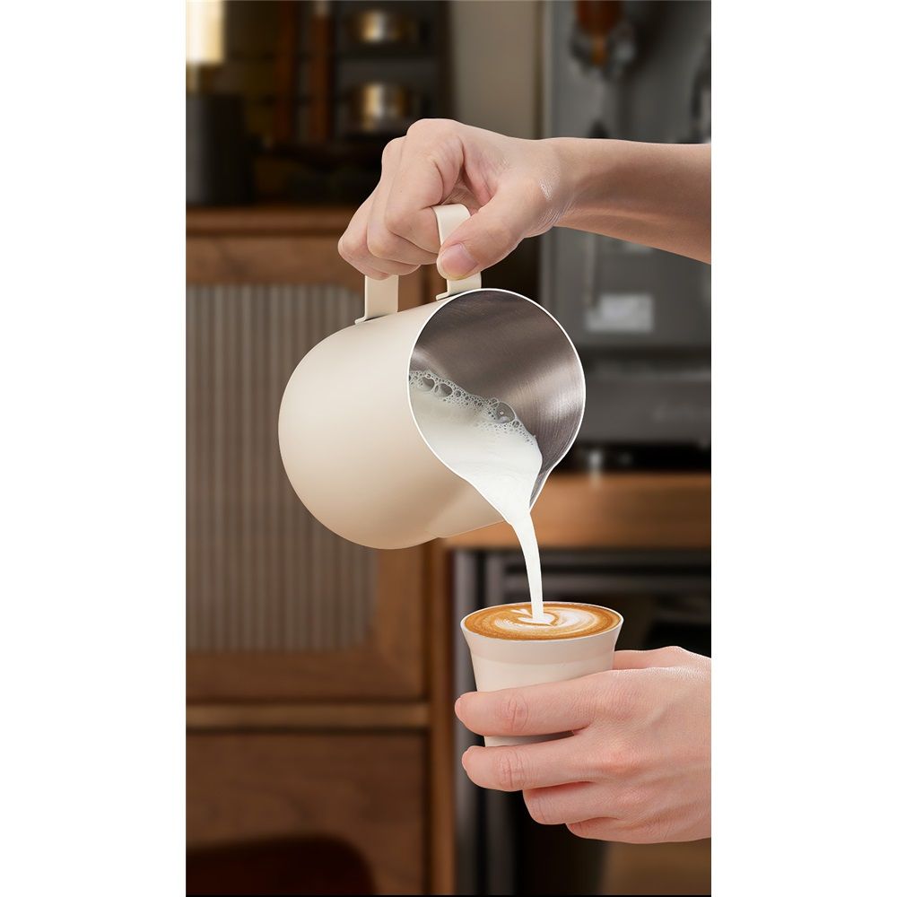 Milk Frothing Pitcher, (600ml) Steaming Pitchers, Stainless Steel Milk Cup, Cappuccino Latte Art Coffee, Barista Steam Pitchers, Temperament beige — image 4