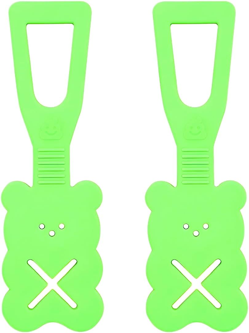 Green Bear Shaped Silicone Dog Poop Bag Holder 2 Pack Hands Free Clip for Full Poop Bags