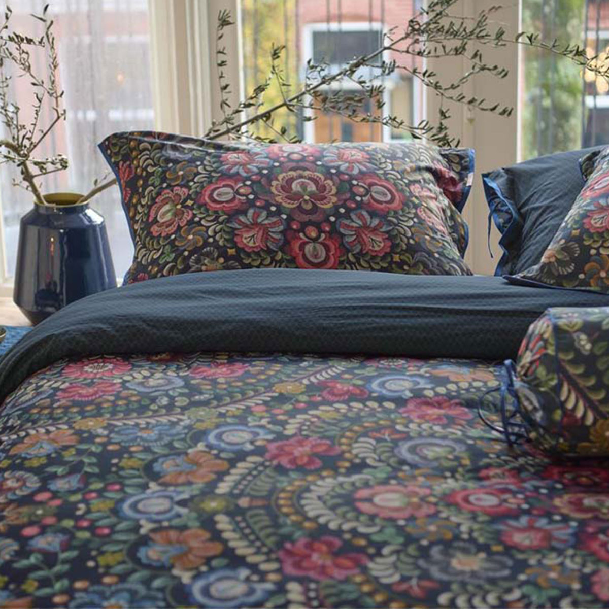 PIP Studio Il Ricamo Dark Blue Cotton Quilt Cover Set Queen — image 3