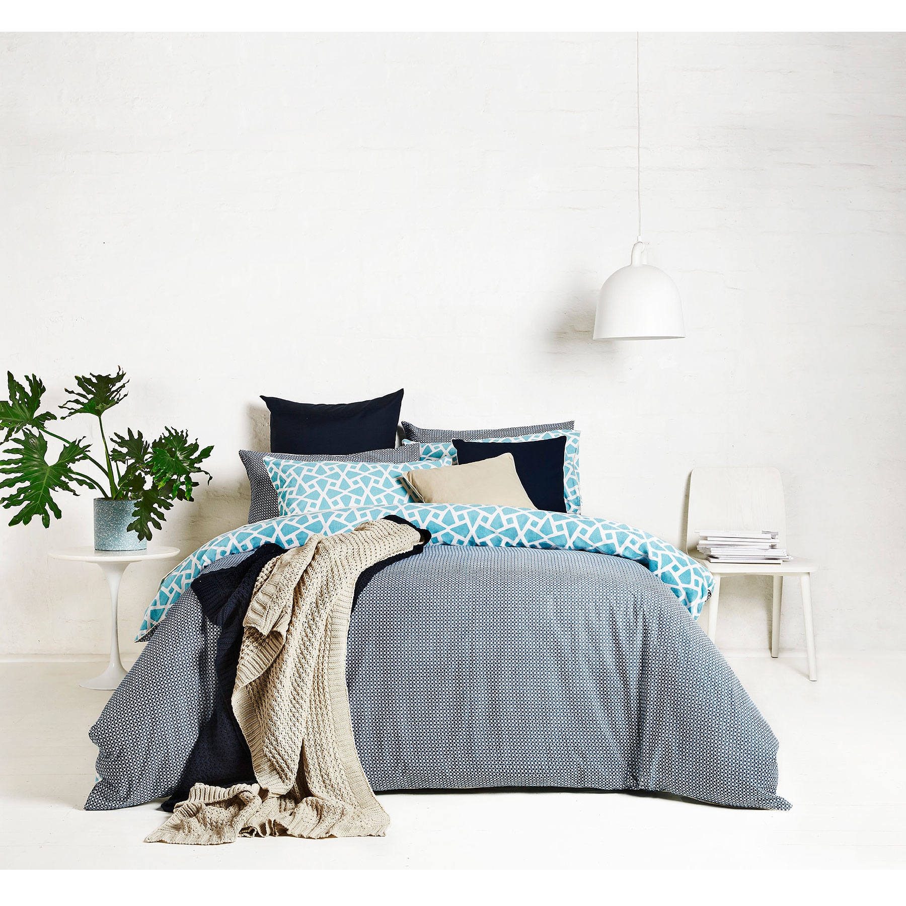 Ardor Coast Reversible Quilt Cover Set QUEEN — image 4