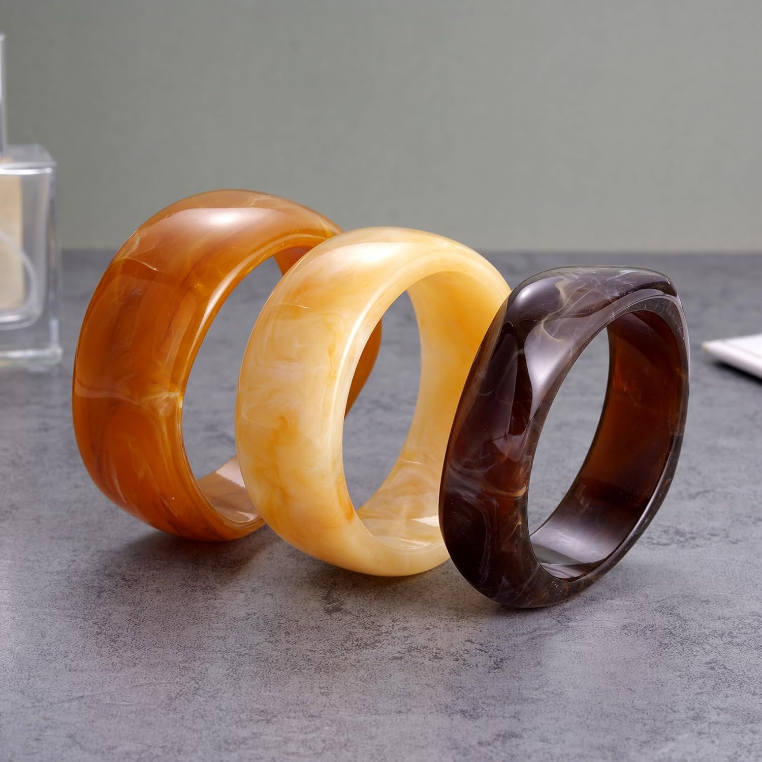 Kvekstio Chunky Resin Bangle Set for Women – 3 Pack Irregular Wide Acrylic Marble Bracelets, Bold Statement Jewelry for Boho Retro Style, Minimalist Stackable — image 2