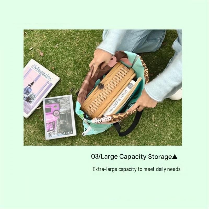 Pink 2-in-1 Oxford Picnic Blanket and Shoulder Bag(150*200cm) - Foldable Outdoor Mat with Storage Pockets, Lightweight Camping Ground Sheet for Beach Park — image 5