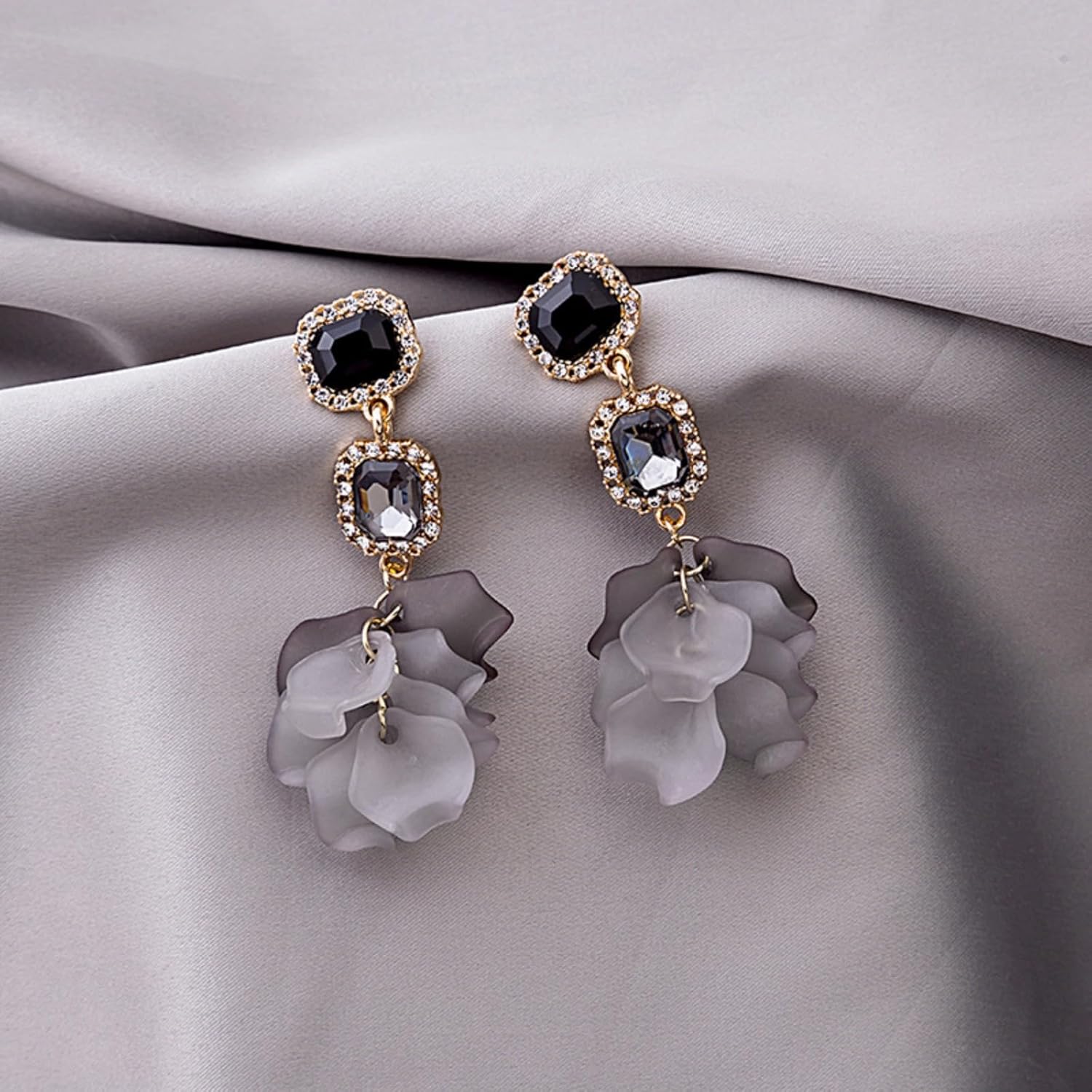 Vintage Acrylic Black Rose Petal Earrings for Women,Dangle Exaggerated Flower Earrings Statement Floral Tassel Earrings Valentine's Day Gift — image 3