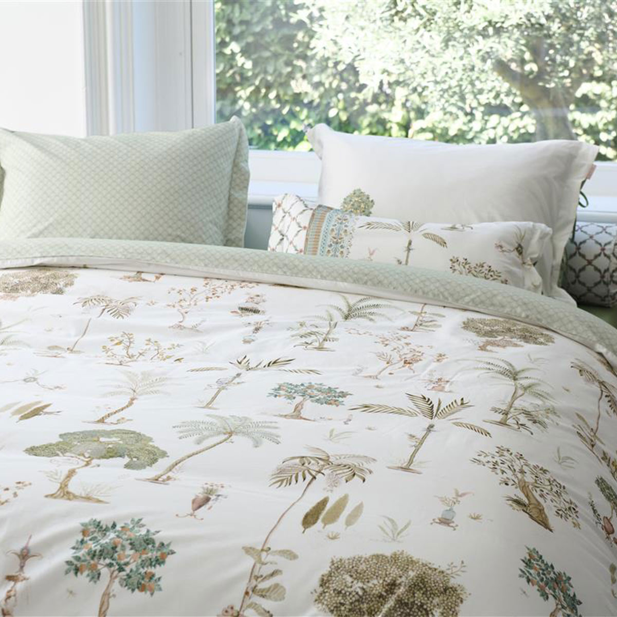 PIP Studio Giardini di Frutta White Cotton Quilt Cover Set Queen — image 2