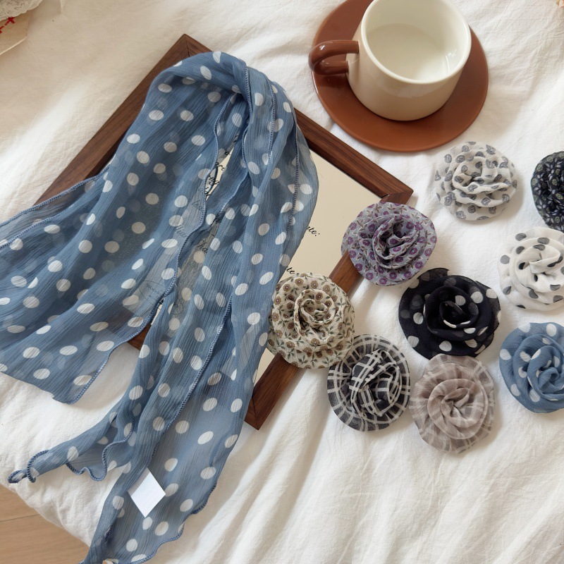 2 Pcs White Clover Pattern Rose Flower Thin Scarf – Elegant and Versatile Neck Wrap for Women — image 3