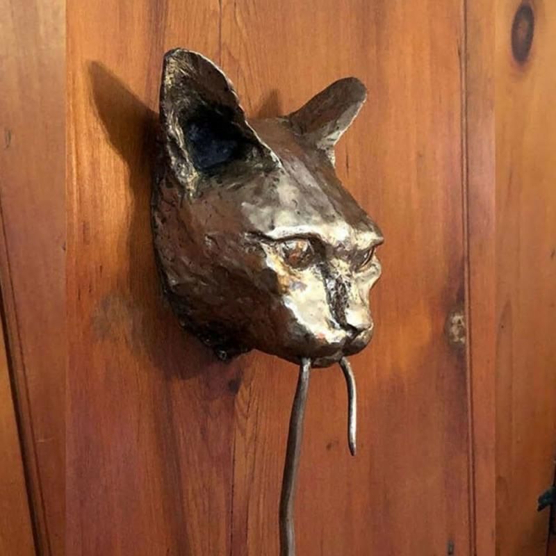 Cat and Mouse Wall Hangings Decor Cat Wall Mounted Sculpture Door Knocker Resin Statue Decoration for Home Door Outdoor Garden — image 4
