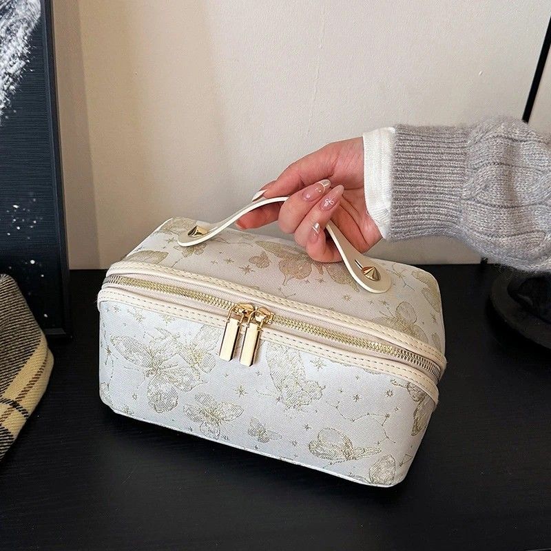 ✨ Large Capacity 3D Makeup Bag | Jacquard Fabric + Metal Zipper | Multi-Compartment Organizer, Fits Full Skincare & Makeup for Commute & Travel!/WHITE — image 2