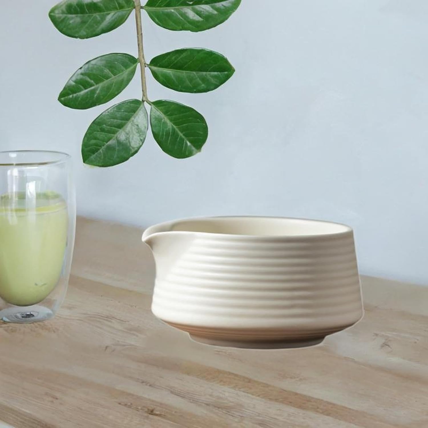 Japanese Matcha Bowl Handmade Matcha Ceremony Matcha Cup with Spout for Restaurant, White — image 6