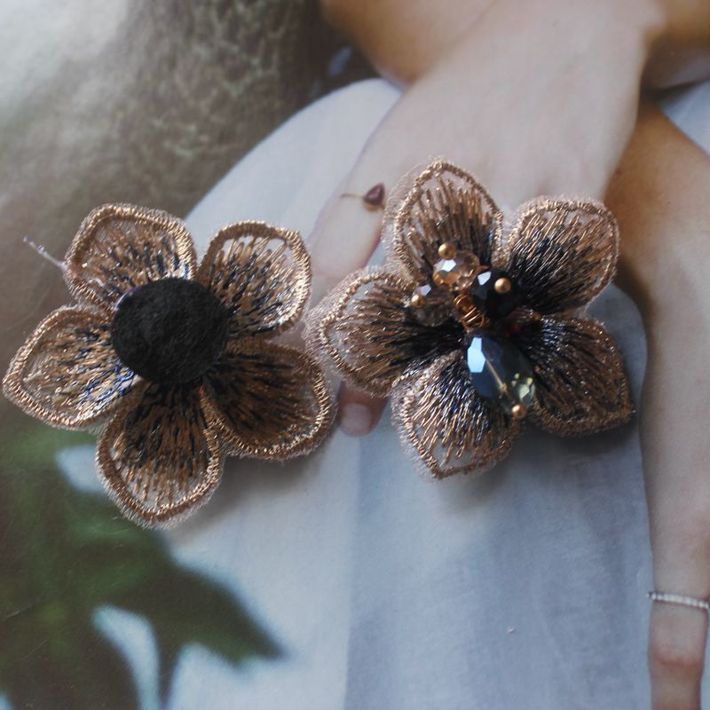 10pc/Set Beaded Flower Appliques for Clothing DIY sew on Floral Patches for Clothes Decoration Rhinestone parches (Golden) โ image 5