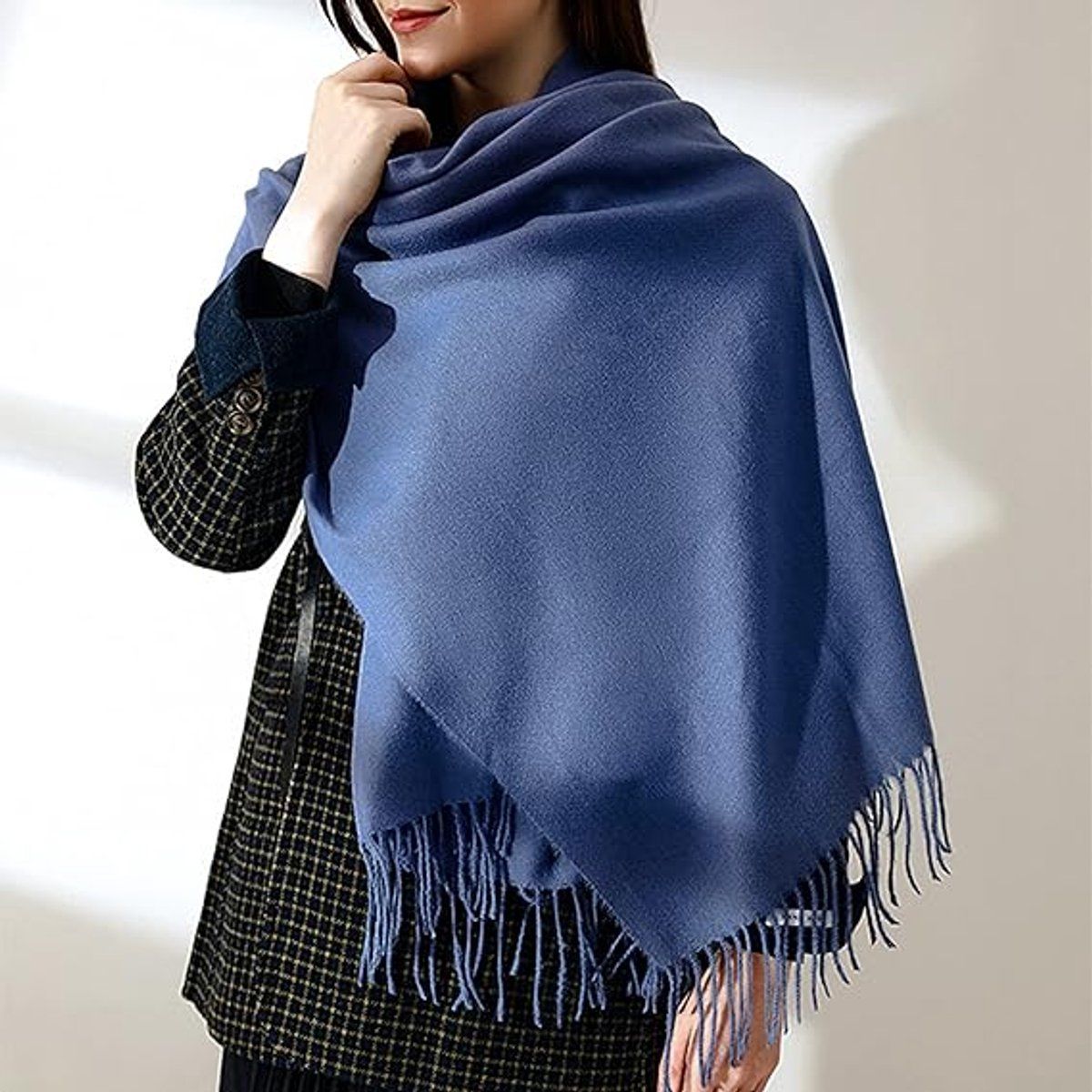 Women's Woven Winter Scarf, Large Tassel Shawl Wrap, Soft Warm Neck Warmer for Cold Weather Outfits, 70x200 cm, Blue โ image 4