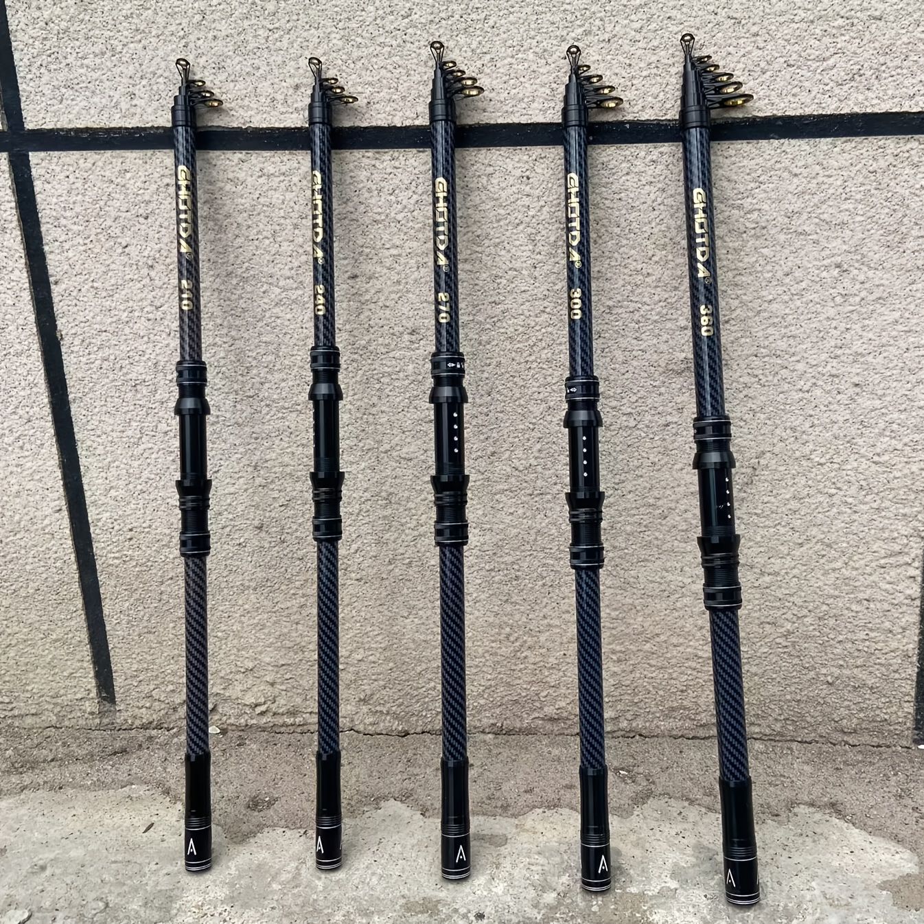 Ultra-hard carbon fiber fishing rod 3m, with anti-slip handle and metal ground inserts - suitable for sea rock fishing, surfing casting and long-range casting — image 4