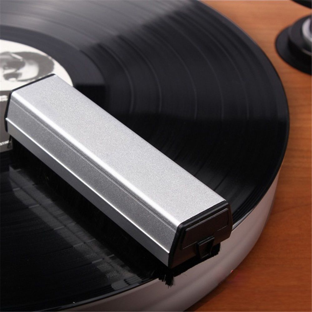 Vinyl Record & Stylus Cleaning Kit with 2-in-1 Anti-Static Carbon Fiber & Soft Velvet LP Brush and Stylus Brush (VB52) — image 3