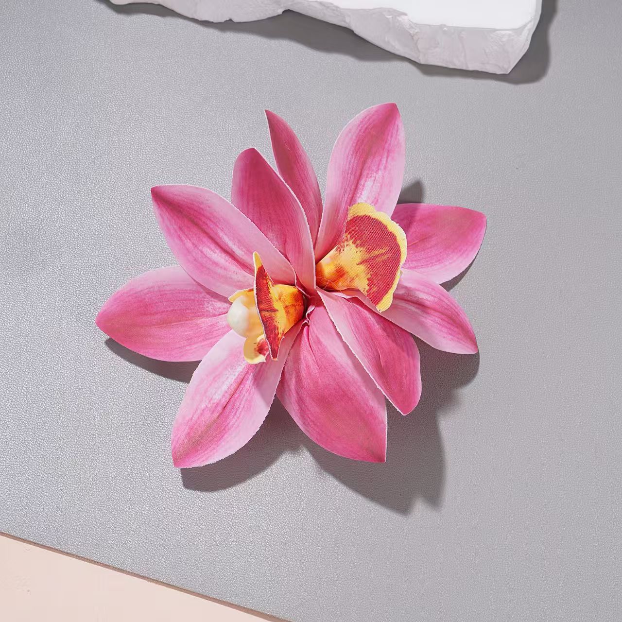 4Pc Handmade Realistic Flower Hair Clip Sweet Hawaiian Beach Holiday Decor Women Hair Accessories Perfect For Spring Summer Head Accessories Claw Clips β image 3