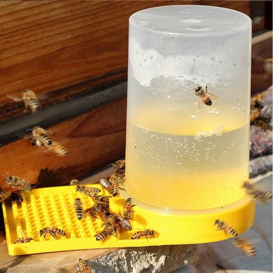 Beehive Beekeeping Water Dispenser Bee Drinking Beekeeping Equipment Honey Beehive Entrance Feeder Nest Beekeeper Tools — image 3