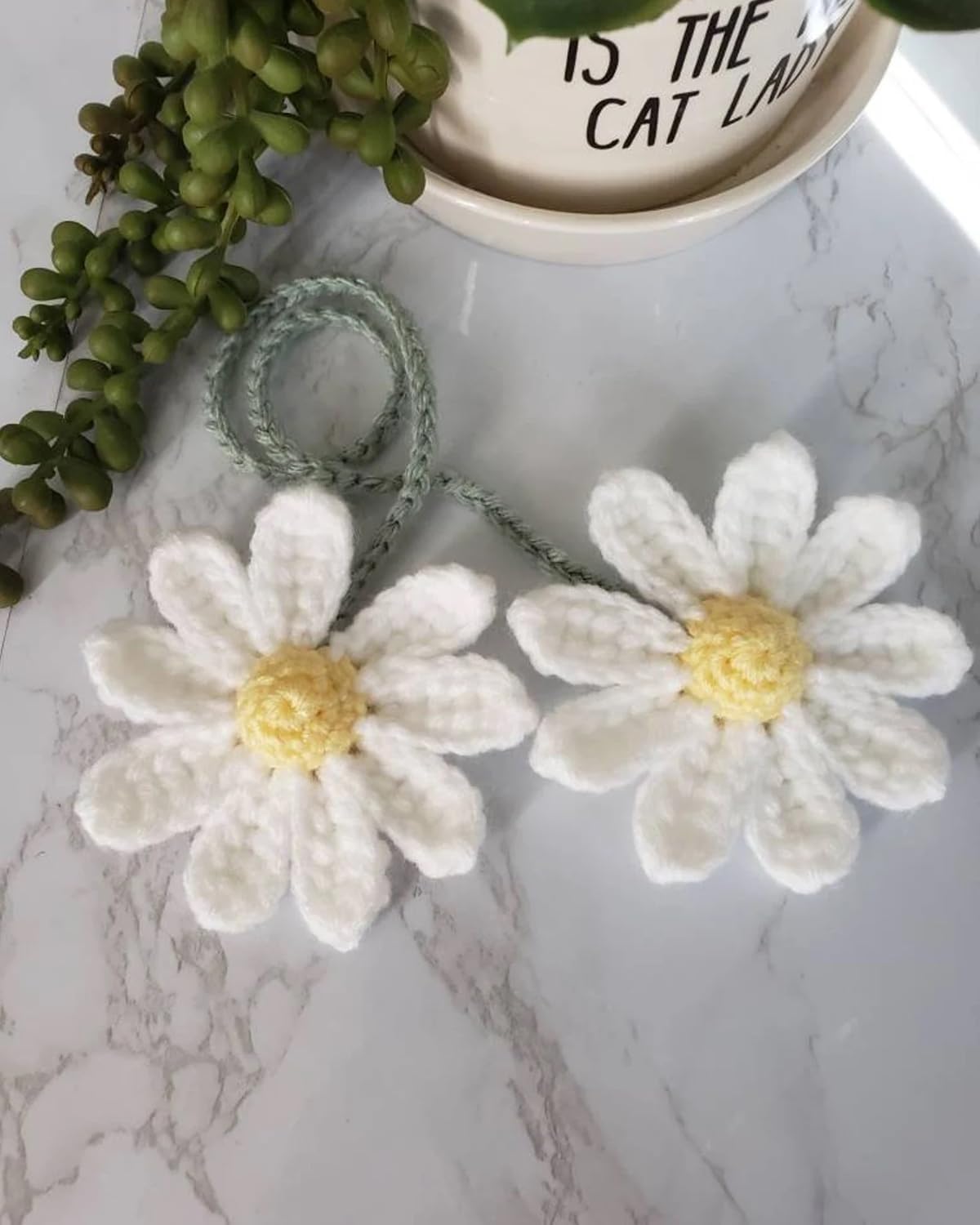Crochet Daisy Auto Accessories Women Cute Rearview Mirror Charm Crafted Daisy Flower Gift Crochet Enthusiast Car Decoration Car Interior Aesthetics (White) — image 2