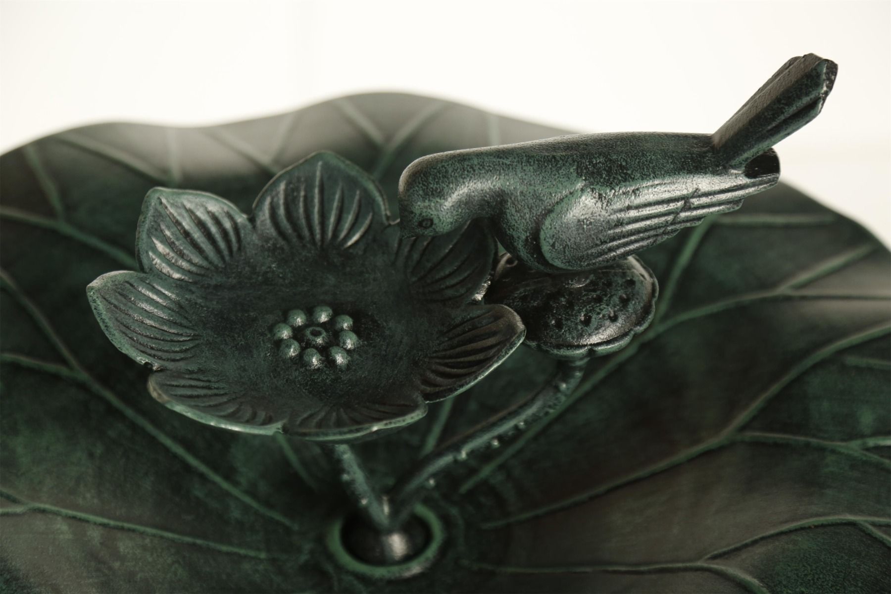 Lotus bird bath Dark Green — image 2