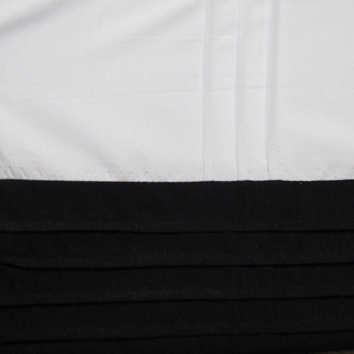 Pintuck Black Quilt Cover Set Single — image 3