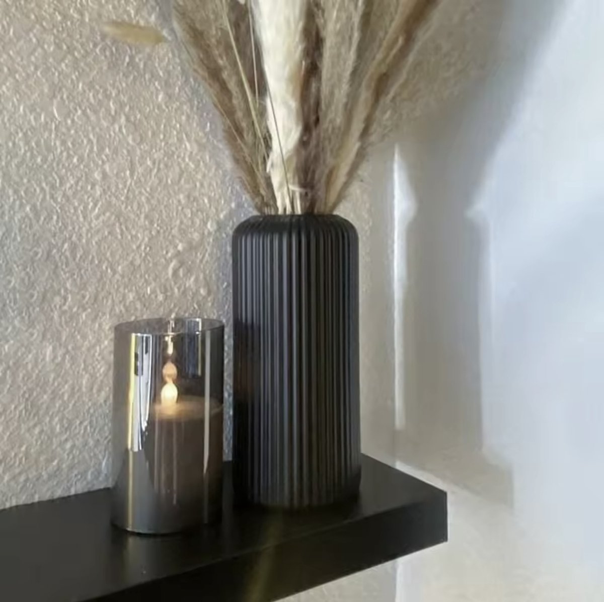 Luxurious Black Vase - Modern Style - Home Furnishings - Chic - Classic Style - Matte Black Interior - Modern Interior - Classic Model - Vase - Flower Vase