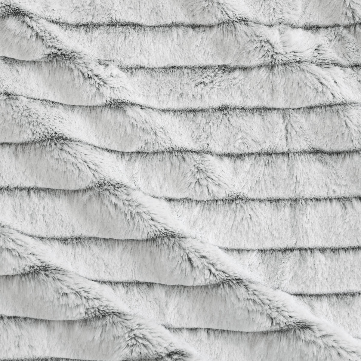 Ardor Striped Faux Fur Grey Super Soft Quilt Cover Set King — image 3