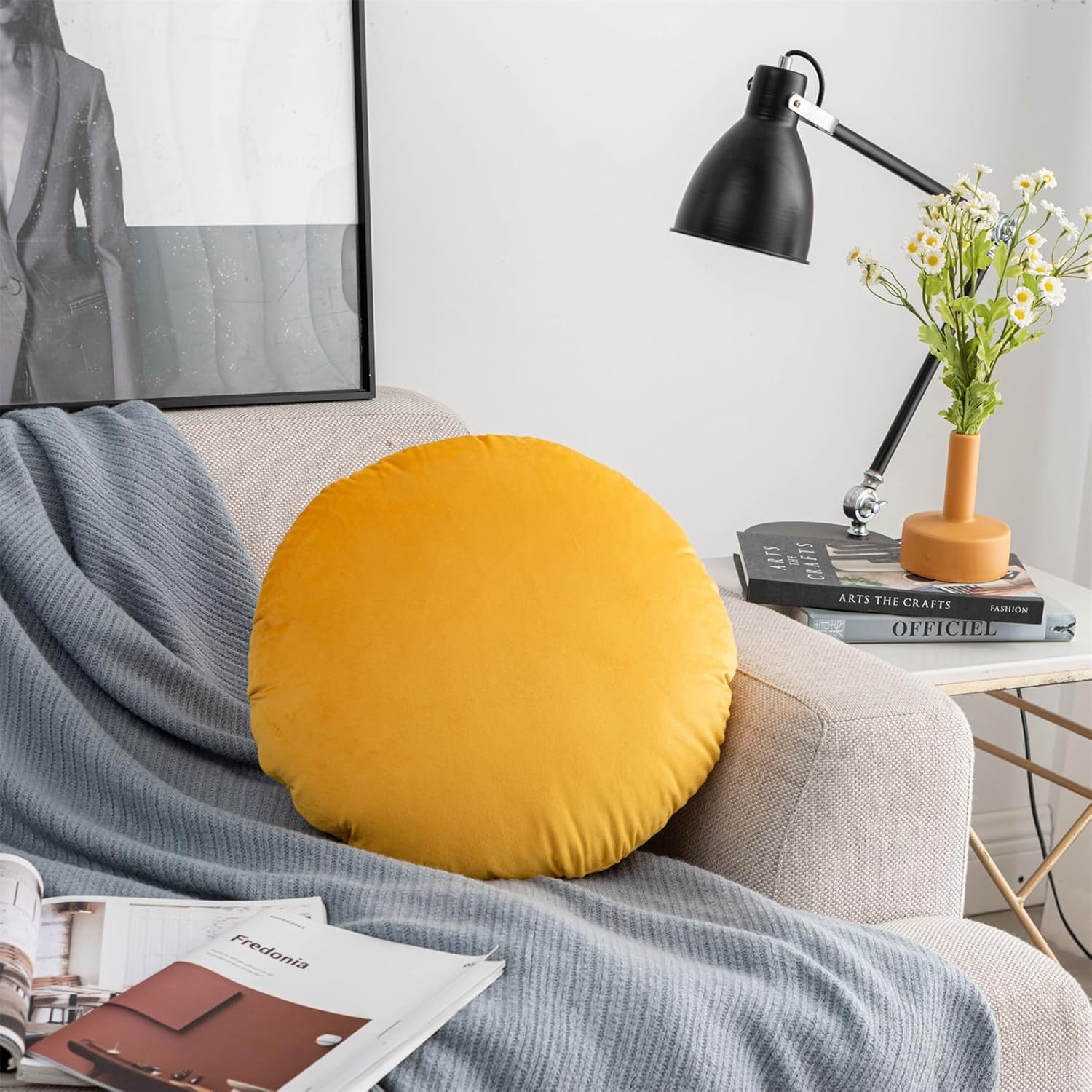 Solid Color Round Throw Pillow Sham, Round Pillow Covers for Home Decoration, Soft Warm Pillow Case (Red) — image 2