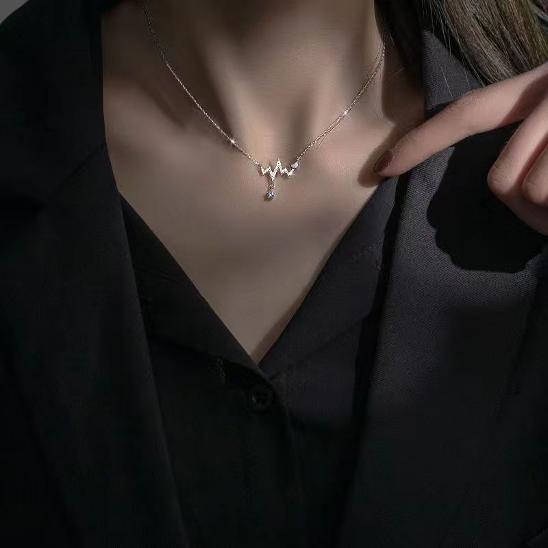 Necklace Women Alloy Bow Water Wave Chain Geometric necklace — image 3
