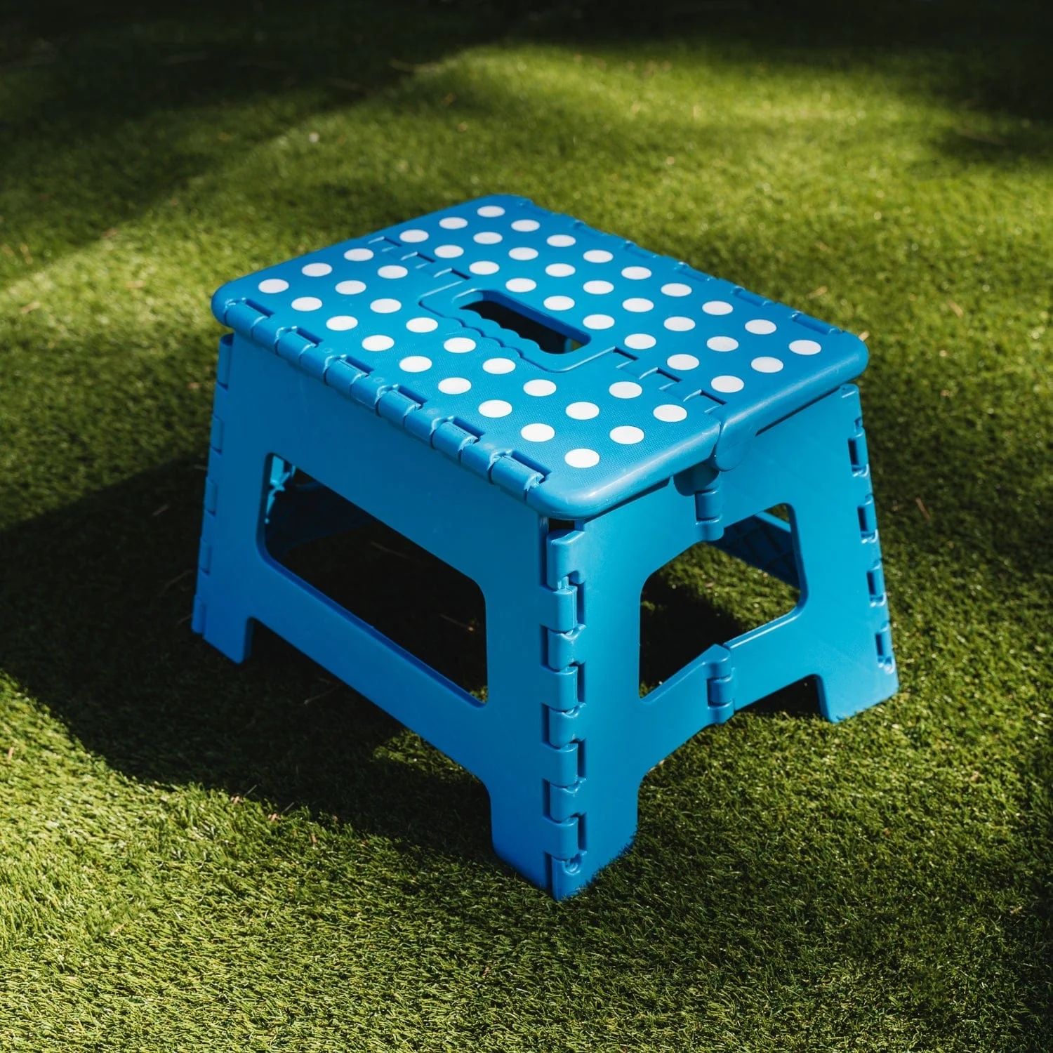 Plastic Folding Stool Portable Chair Outdoor Camping Blue — image 6