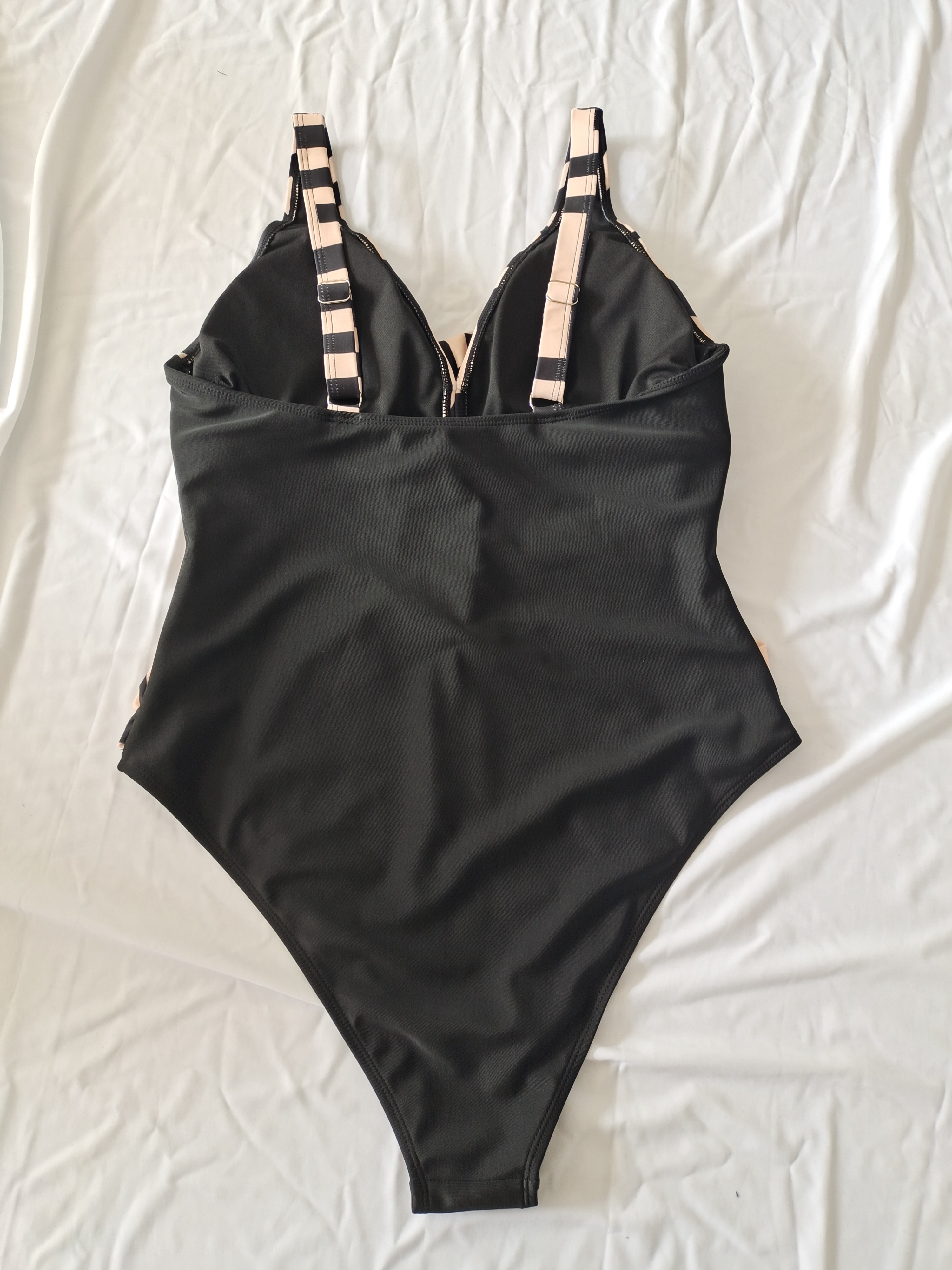 Plus Size One-Piece Deep V-Neck Swimsuit with Waist Tie Design Size 1XL โ image 4