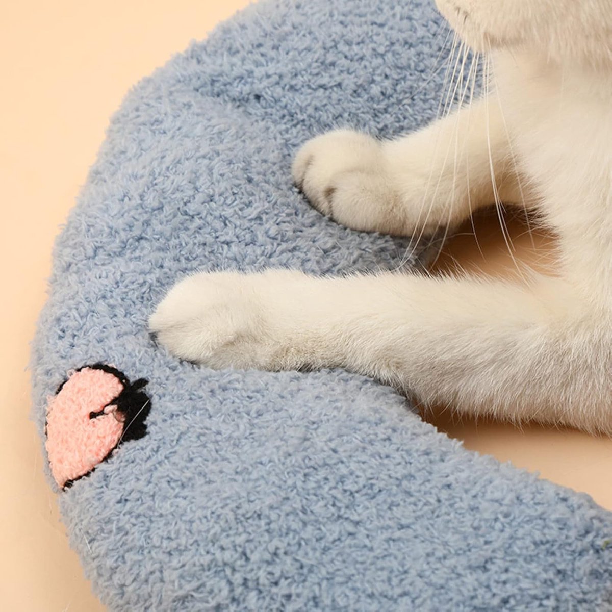 Pet Cushion - Soft Plush Pet Cushion - Cute Patterned Pet Mat - Comfortable Neck Support - Suitable for Cats and Dogs - White — image 5